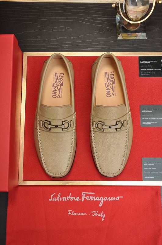 Ferragamo sz38-45 hnq1136